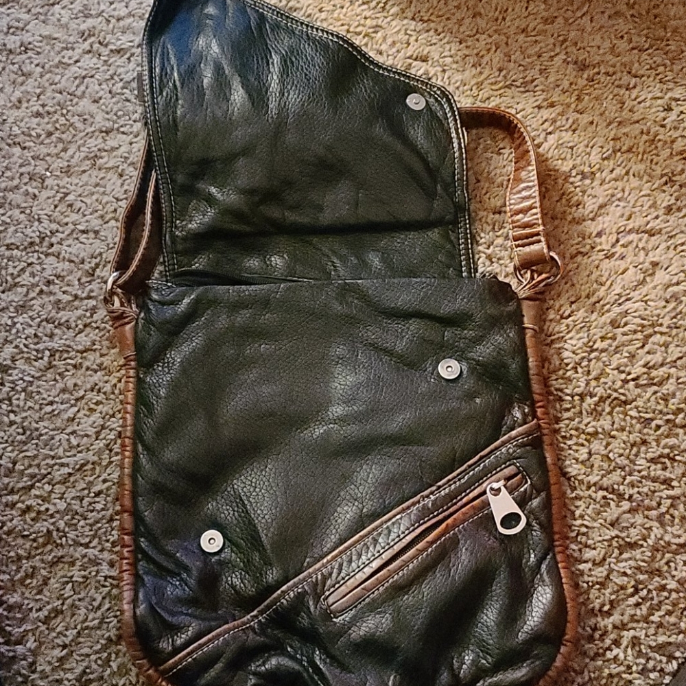 Purse - Picture 2 of 4